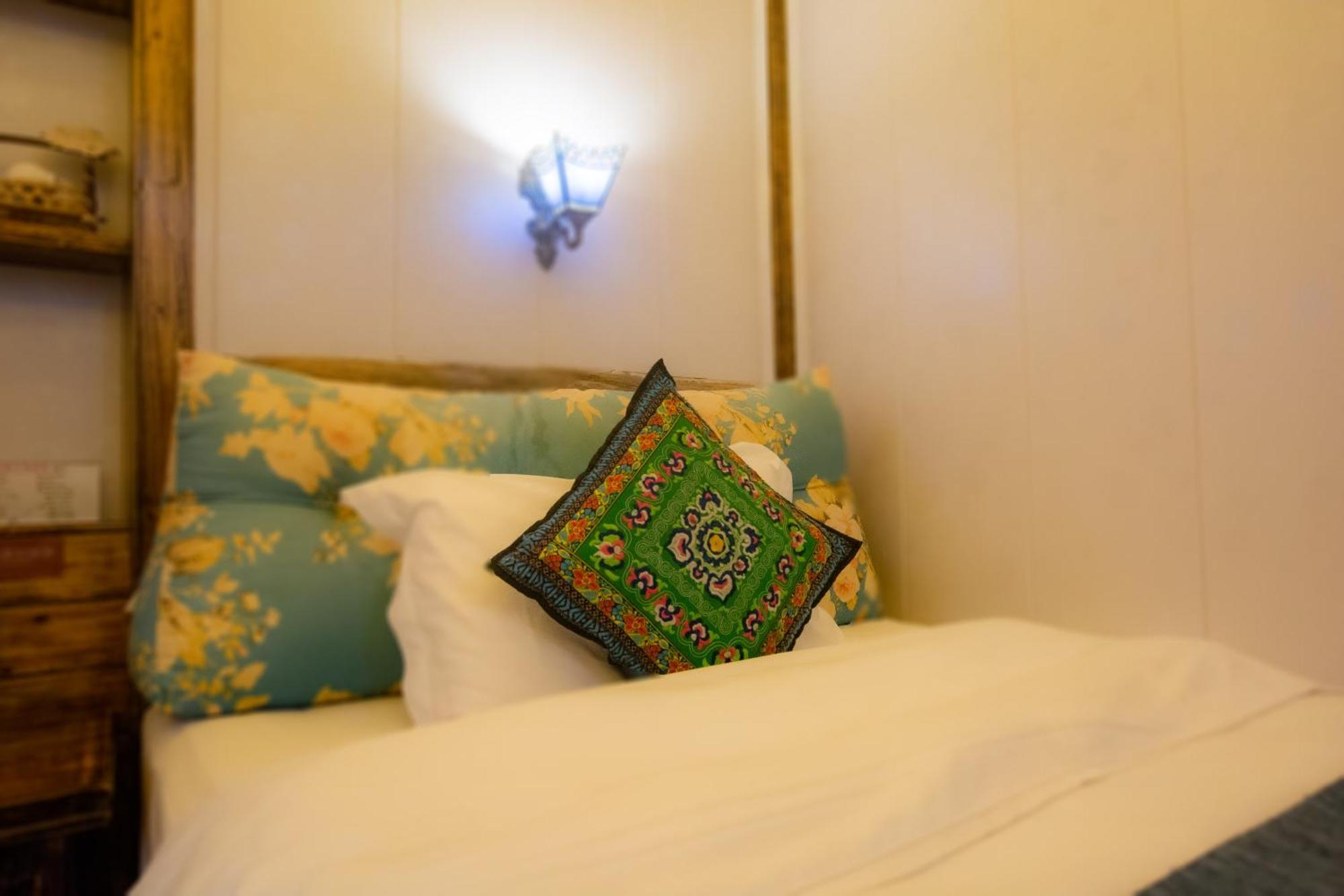 Floral Hotel - Baihui Living Zhangjiajie Buitenkant foto